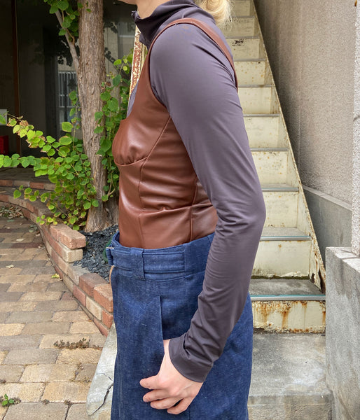 FUMIKA_UCHIDA/NYLON JERSEY HALF-ZIP BODYSUIT(TAUPE)