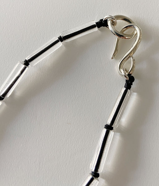 R.ALAGAN/SMALL TUBE CRYSTAL NECKLACE