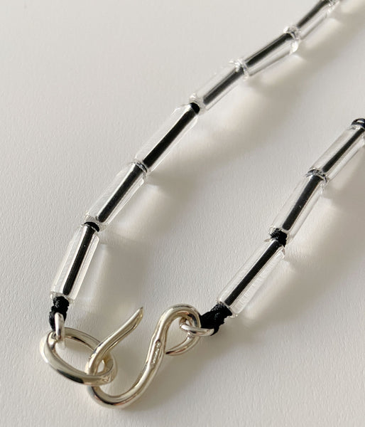 R.ALAGAN/SMALL TUBE CRYSTAL NECKLACE