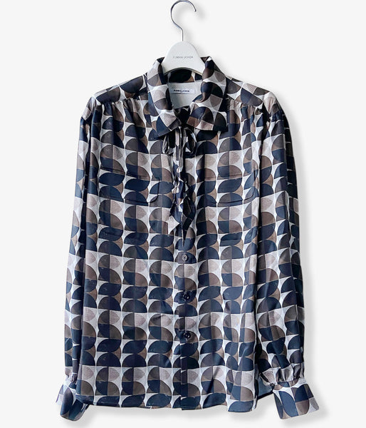 FUMIKA_UCHIDA/GEOMETRIC PATTERN PRINTED BLOUSE(GEOMETRIC PATTERN)