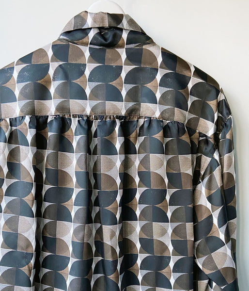 FUMIKA_UCHIDA/GEOMETRIC PATTERN PRINTED BLOUSE(GEOMETRIC PATTERN)