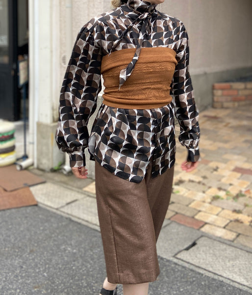 FUMIKA_UCHIDA/GEOMETRIC PATTERN PRINTED BLOUSE(GEOMETRIC PATTERN)