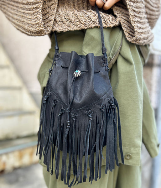 nowos/FRINGE BAG(BLACK)