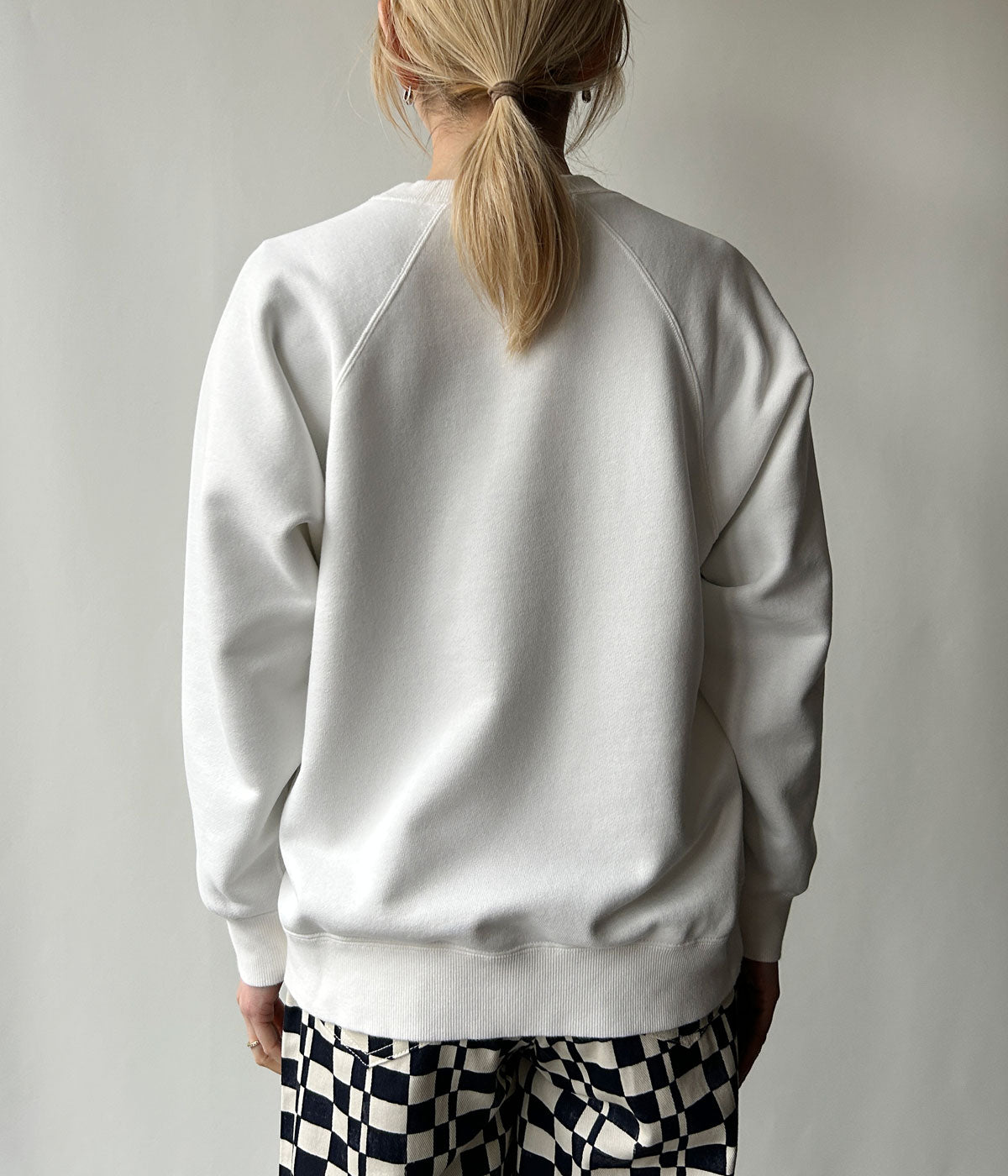 PHEENY/FLOCKED ATHLEISURE SWEATSHIRT(WHITE)