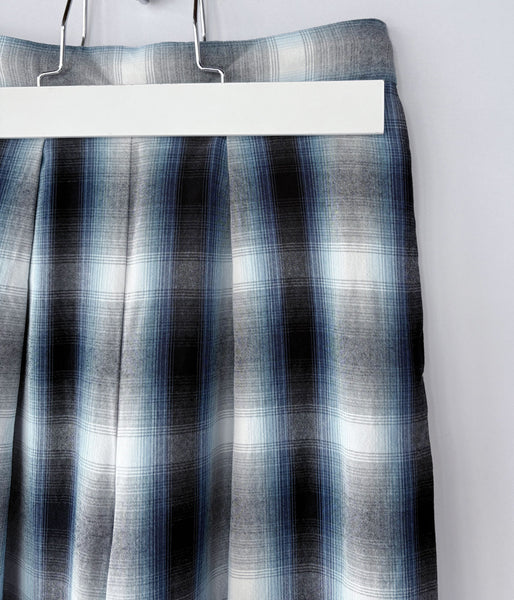 PHEENY/RAYON OMBRE CHECK GATHERED PANTS(BLUE)
