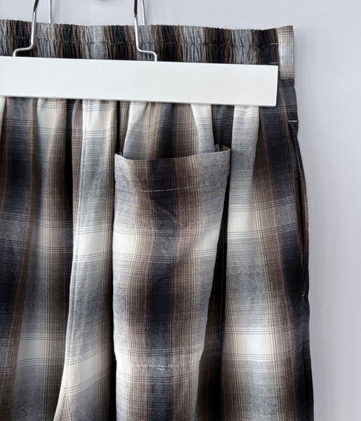 PHEENY/RAYON OMBRE CHECK GATHERED PANTS(BROWN)