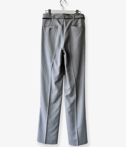 FUMIKA_UCHIDA/CHAMBRAY TWO-TUCK SLACKS(SAGE GREY)