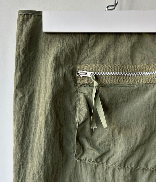 nowos/NYLON RAP SKIRT(KHAKI)