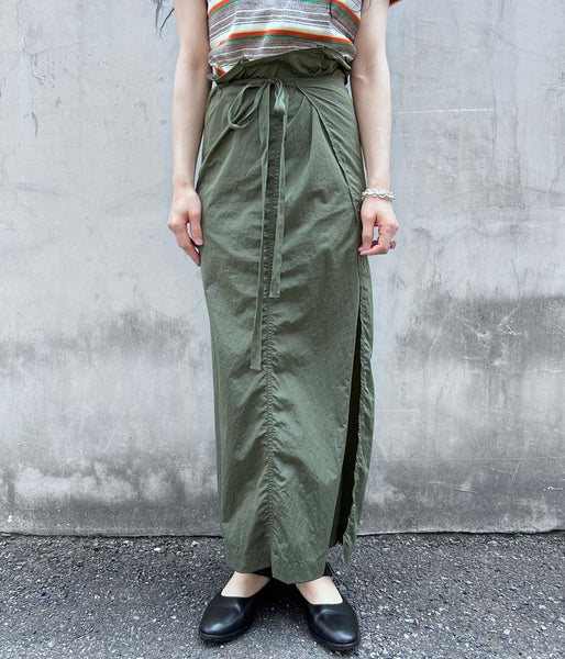 nowos/NYLON RAP SKIRT(KHAKI)