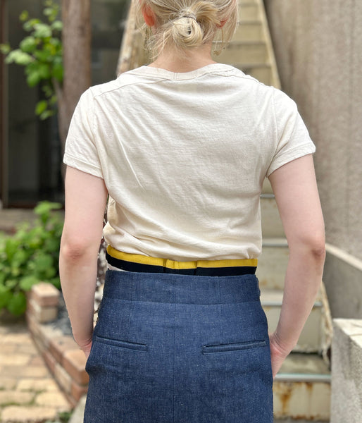 FUMIKA_UCHIDA/TRAPEZOID NECK T-SHIRT(IVORY)