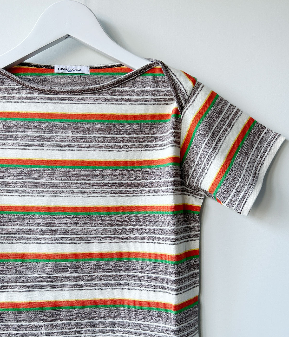 トップス FUMIKA UCHIDA multicolor t-shirt FUMIKA UCHIDA： MULTICOLOR STRIPE T-SHIRT - BRW/BRD/GRN
