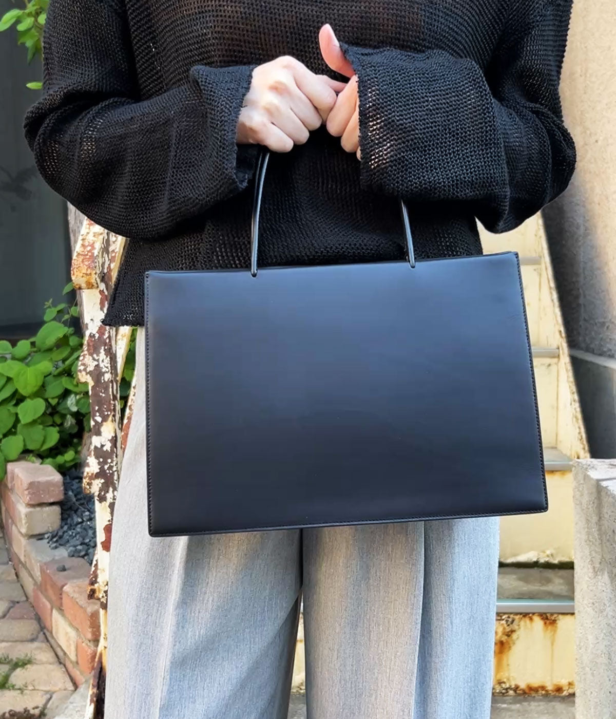 Aeta/GE SQUARE-SHAPED TOTE SHORT HANDLE M(BLACK)