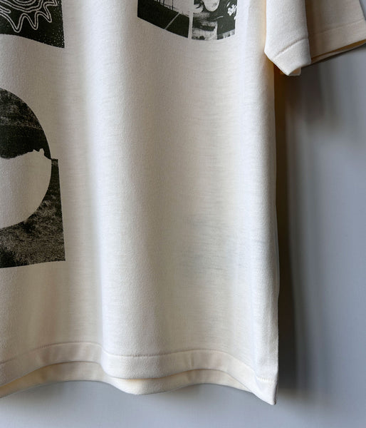 PHEENY/RECYCLED POLYESTER PHOTO S/S TEE(BEIGE)