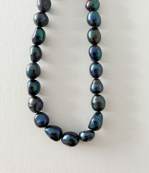 R.ALAGAN/RURI MADAM PEARL NECKLACE