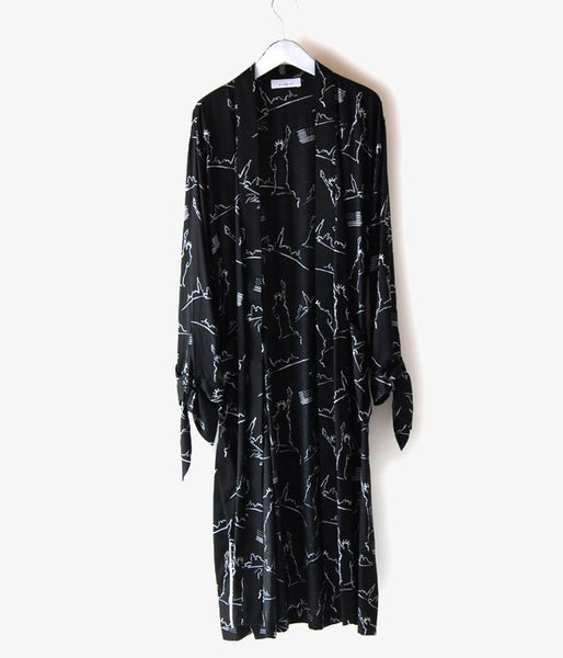 PHEENY/NYC PRINTED ROBE(BLACK)