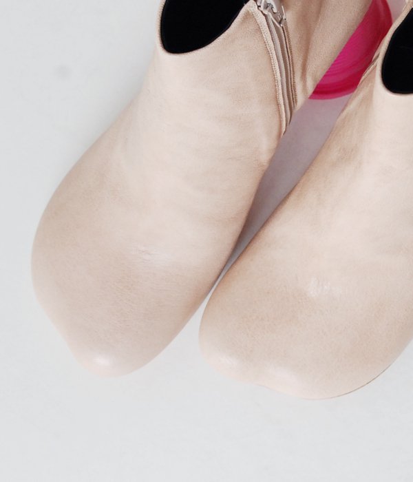 MM6 カップヒールブーツ MM6 MAISON MARGIELA/ANKLE BOOTS WITH CUP HEELS(SAND/PINK)
