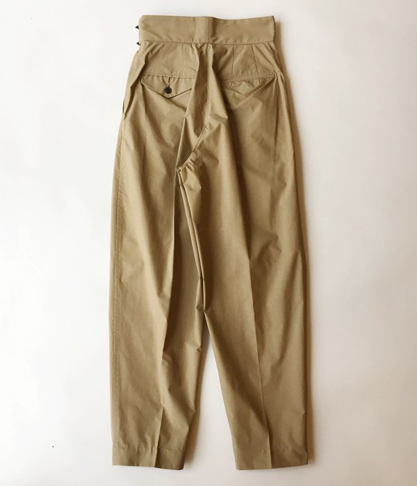 TOGA PULLA/COTTON TAFFETA TAPERED PANTS (BEIGE)