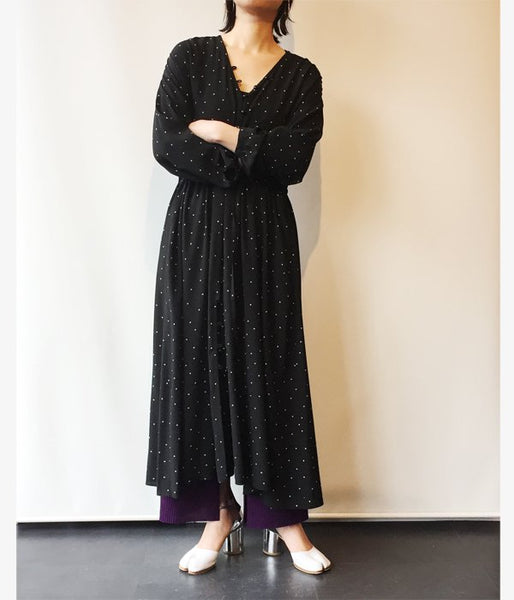 PHEENY/RAYON DOT L/S DRESS (BLACK)