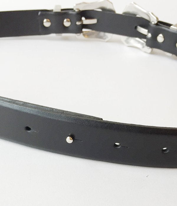 TOGA PULLA レザー ベルト 黒 TOGA PULLA/METAL BUCKLE LEATHER BELT (BLACK)