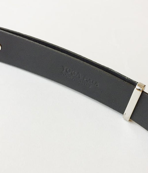 TOGA PULLA/METAL WAVE BELT (CAMEL)