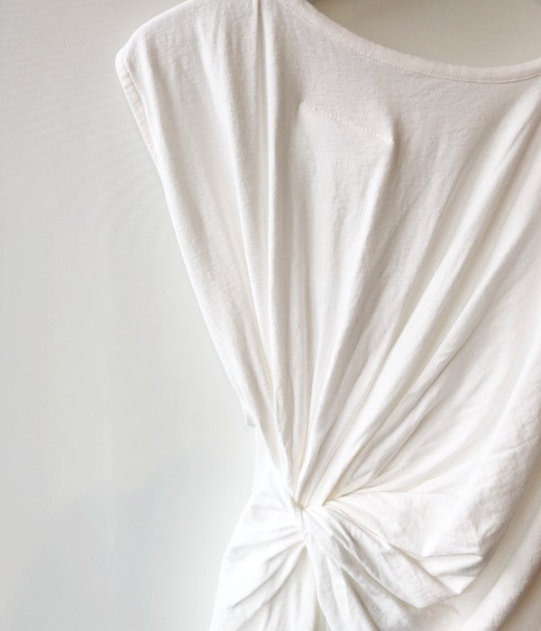 MM6アシンメトリースリーブBACK DRAPE TEEメゾンマルジェラトップス MM6アシンメトリースリーブBACK DRAPE TEEメゾンマルジェラ