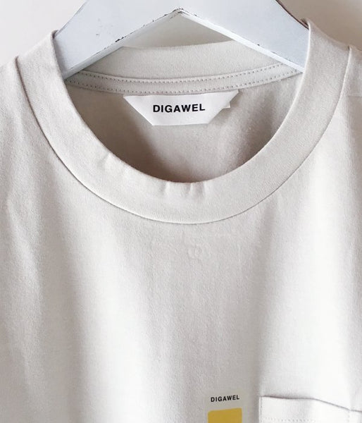 DIGAWEL/POCKET T-SHIRT (BEIGE)