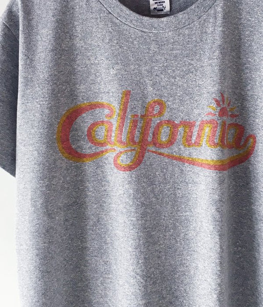 HOLLYWOOD RANCH MARKET/CALIFORNIA SUN Tシャツ (GREY)