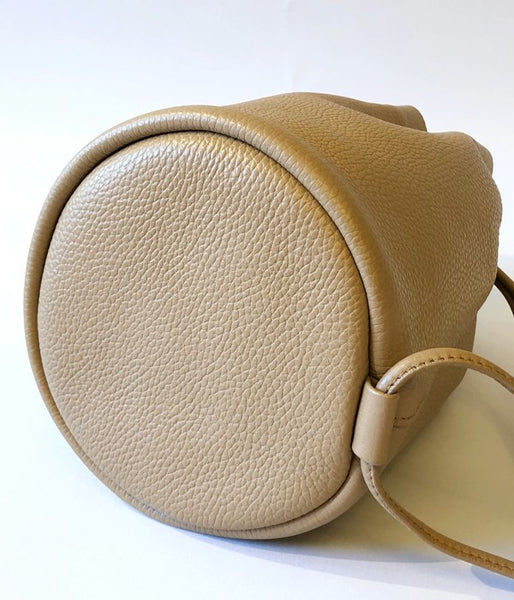 Aeta/PEBBLE GRAIN LEATHER BONSAC S (BEIGE)