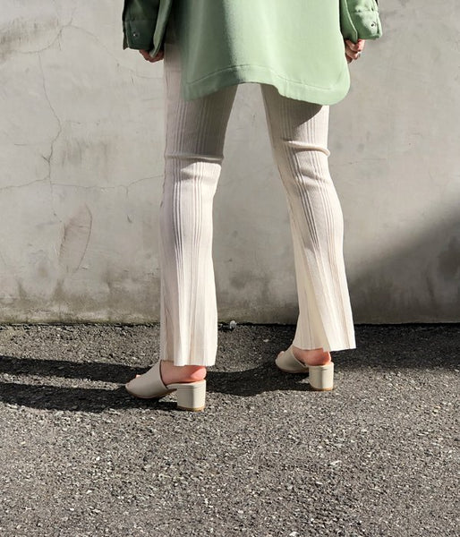 PHEENY/RANDOM RIB FLARED PANTS(IVORY)