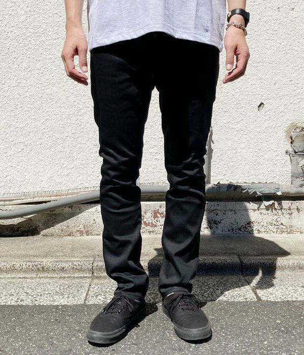 DESCENDANT/DIN-4 SKINNY JEANS (BLACK)