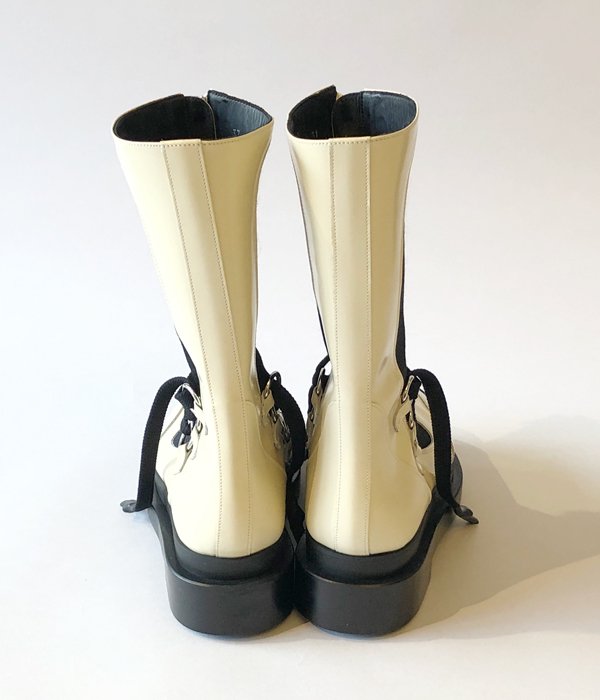 FUMIKA_UCHIDA/SEMI-PATENT ZIP-UP BOOTS(SOY)