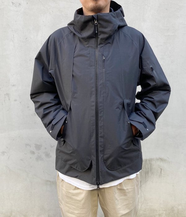 Goldwin/MOUNTAIN JACKET (BLACK)