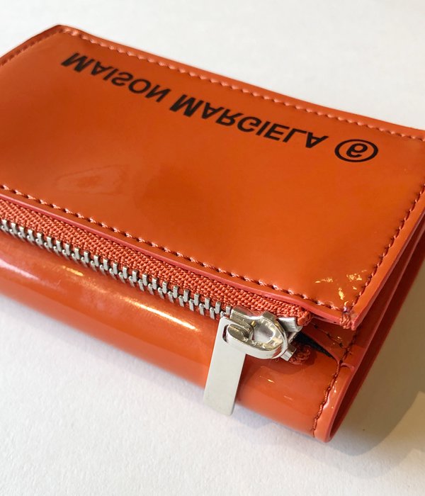 MM6 MAISON MARGIELA/INSIDEOUT LOGO MINI WALLET(ORANGE)