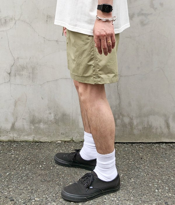 DIGAWEL/BAGGY SHORTS (BEIGE)