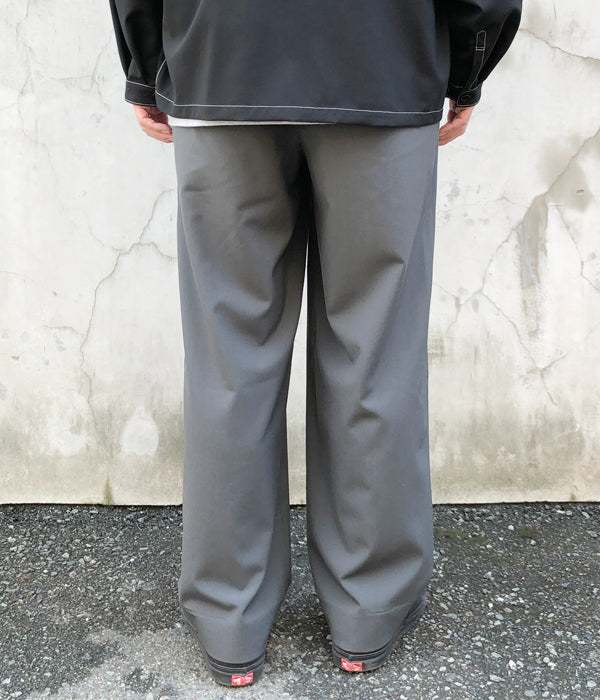 DIGAWEL/STITCH 1TUCK PANTS (GRAY)