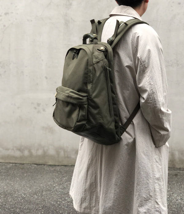 visvim(ヴィズヴィム) “CORDURA 22L”