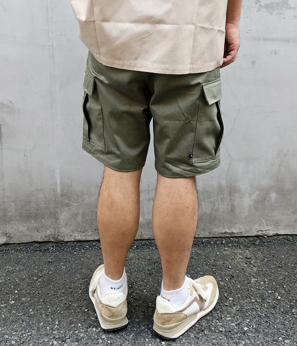 DESCENDANT/GILL COTTON CHINO SHORTS (OLIVE DRAB)