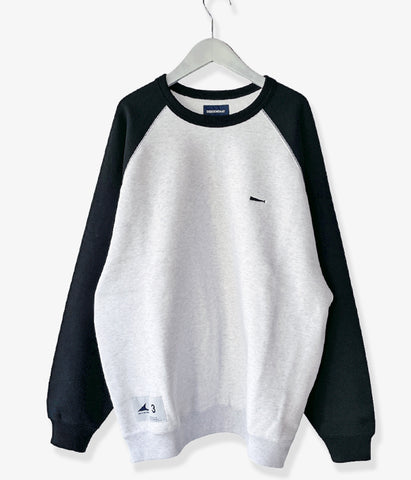 DESCENDANT/E.P CREW NECK (WHITE×BLACK)