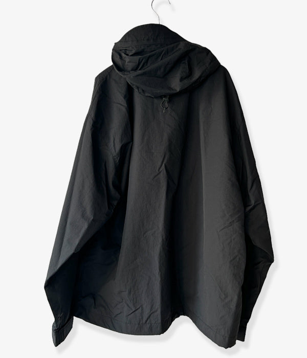 DESCENDANT/BELLY PULLOVER JACKET (BLACK)