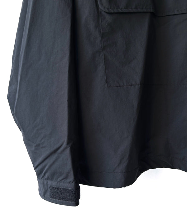 DESCENDANT/BELLY PULLOVER JACKET (BLACK)