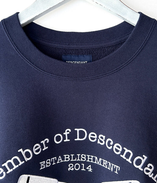 DESCENDANT/CROSS PADDLE CREW NECK (NAVY)