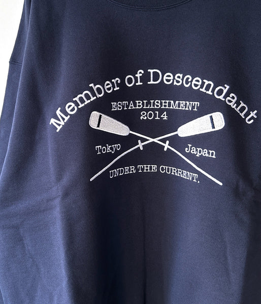 DESCENDANT/CROSS PADDLE CREW NECK (NAVY)