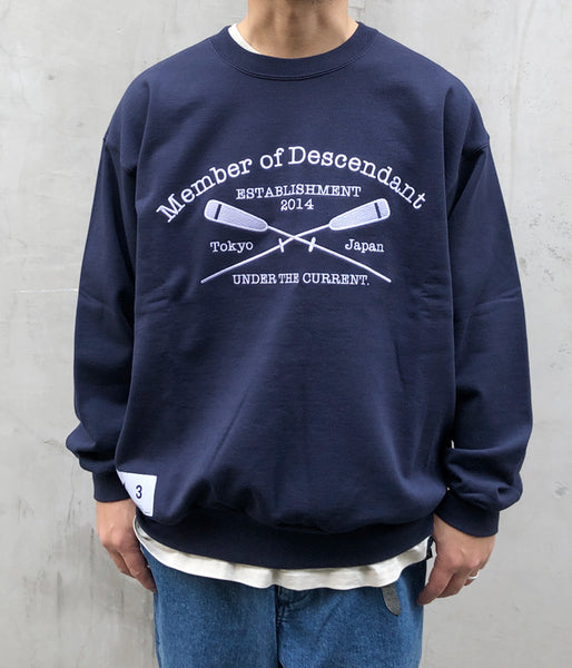 DESCENDANT/CROSS PADDLE CREW NECK (NAVY)