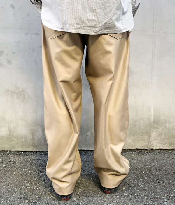 INTERIM/GIZA BACK SATIN BAKER PANTS (BEIGE)