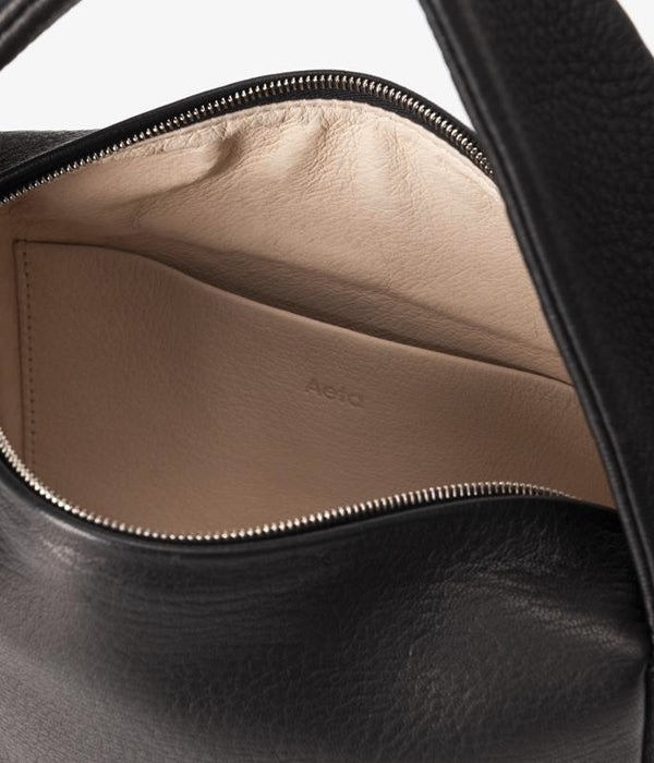 Aeta Deer leather “ONE SHOULDER” DA60 Aeta/DEER LEATHER ONE SHOULDER SQUARE(BLACK)