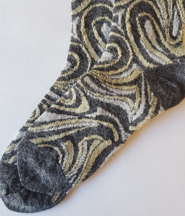 FUMIKA_UCHIDA/MOHAIR GEOMETRY SOCKS(CHARCOAL)