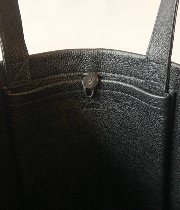 Aeta/PEBBLE GRAIN LEATHER SHOULDER TOTE M(BLACK)