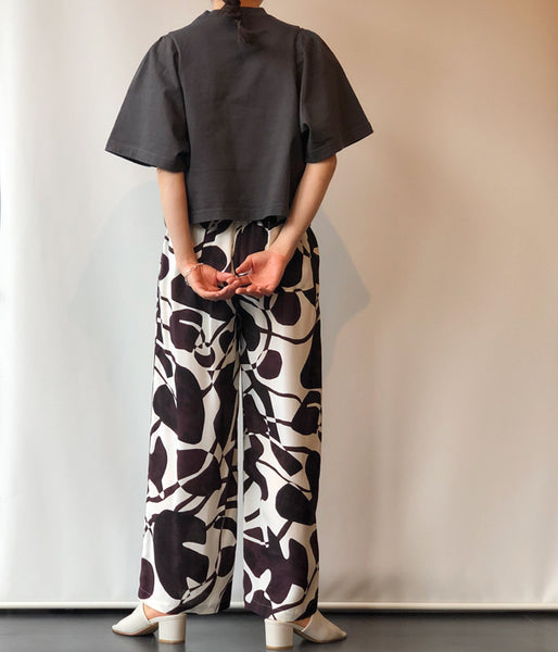 PHEENY/RAYON LEAF PRINT GATHERED PANTS(BURGUNDY)