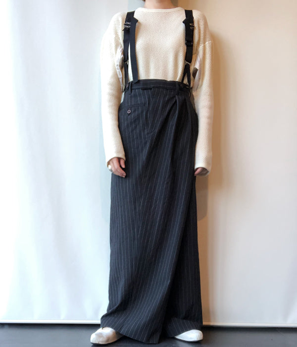 FUMIKA_UCHIDA/STRIPES SUSPENDER SIDE FRONT OVER SLACKS(CHARCOALBLACK)