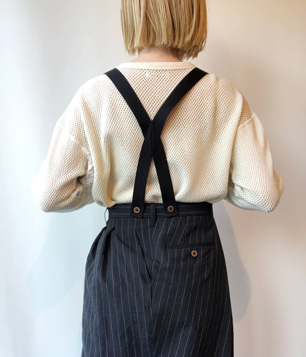 FUMIKA_UCHIDA/STRIPES SUSPENDER SIDE FRONT OVER SLACKS(CHARCOALBLACK)